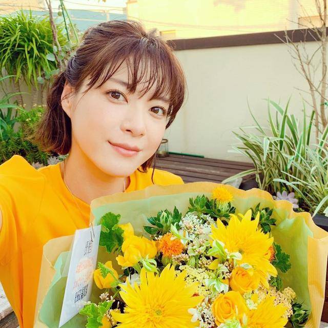 ‘beat·365’
2020日本女星盛行发型公然 瘦脸效果好 有村架纯、长泽雅美都在剪(图14) ‘beat·365’
2020日本女星盛行发型公然 瘦脸效果好 有村架纯、长泽雅美都在剪(图14)