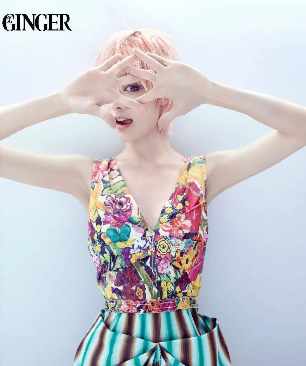 beat365官网|
如果秋冬只能换1种发型 我一定选超短发(图10) beat365官网|
如果秋冬只能换1种发型 我一定选超短发(图10)