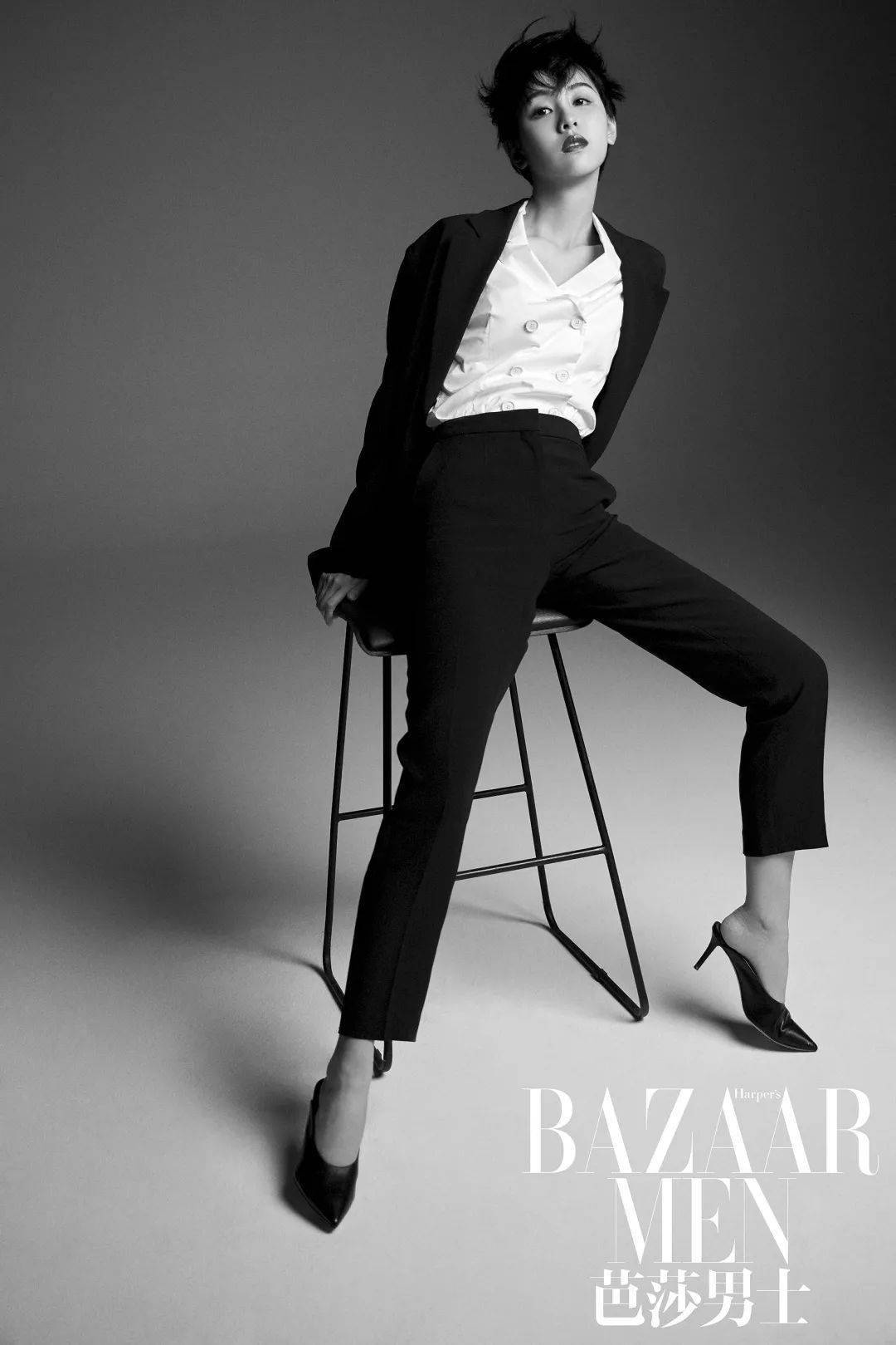 beat365官网|
如果秋冬只能换1种发型 我一定选超短发(图14) beat365官网|
如果秋冬只能换1种发型 我一定选超短发(图14)