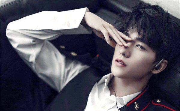 
身价过亿却孤身一人的4位明星 杨洋上榜 古天乐称为中国男神：beat·365(图4)