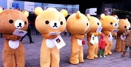 为何科比能成为全球粉丝最多的球星?他不只是篮球场上的伟人|beat·365(图2) beat365亚洲体育官方网站